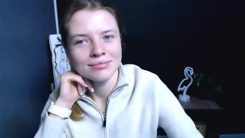 Olivia online show from 11-20-25, 02:06