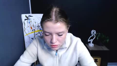 Olivia online show from 11-22-25, 08:46