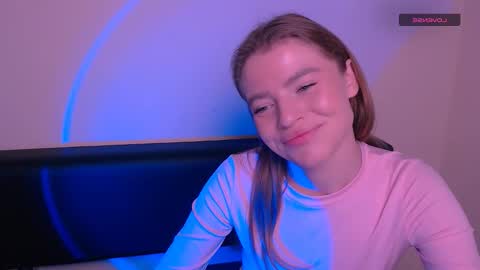 Olivia online show from 12-14-25, 10:53