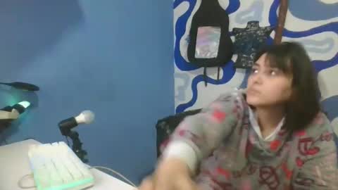 Snapshot of misspink152015 chatting on 01-13-26, 09:31 sarah online show from 01-13-26, 09:31