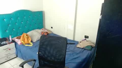 kassandra online show from 10-17-25, 12:47