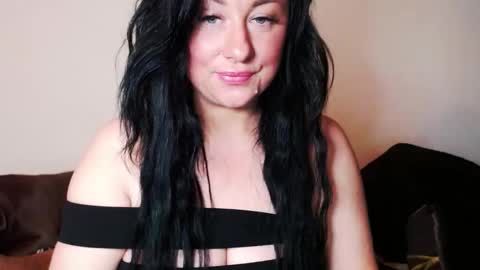 Snapshot of missqueen1416 chatting on 10-11-25, 08:51 Missqueen1416 online show from 10-11-25, 08:51
