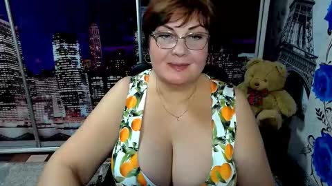 Snapshot of missritabella chatting on 11-24-25, 04:40 Rita online show from 11-24-25, 04:40