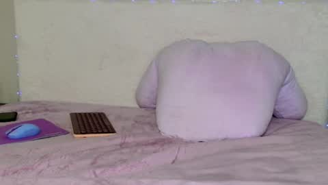 Rose  online show from 04-22-26, 03:09