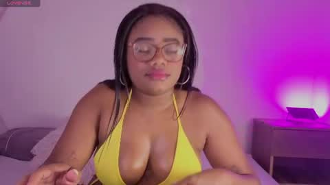 Snapshot of misssafari chatting on 07-18-26, 11:36 Miss Safari online show from 07-18-26, 11:36