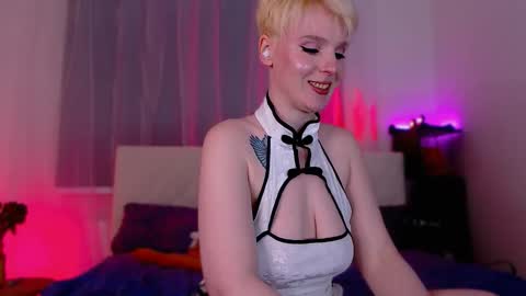 Severina but you can call me Miss Goddess Pretty  online show from 11-28-25, 11:40
