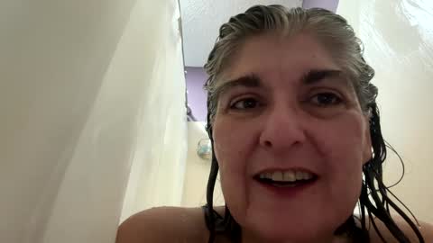 Snapshot of missspooky chatting on 01-29-25, 12:02 Miss Spooky Silverstacker online show from 01-29-25, 12:02