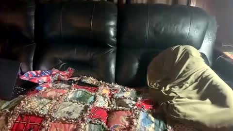 Snapshot of missspooky chatting on 02-08-25, 02:58 Miss Spooky Silverstacker online show from 02-08-25, 02:58