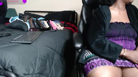 MissTajaa online show from 11-06-25, 04:02