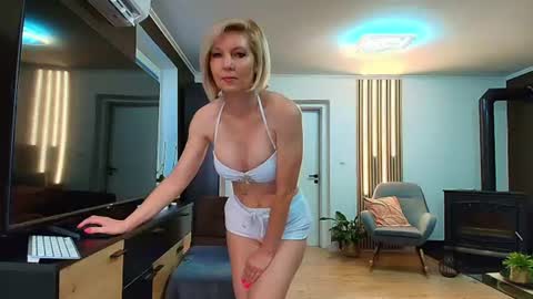 misstayaxxx online show from 06-15-26, 03:31