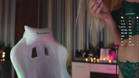 Eva online show from 01-19-25, 09:34