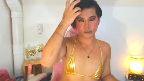 misstrishontop online show from 09-15-25, 11:10