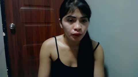 Snapshot of missunknownxoxo chatting on 05-10-26, 02:06 sofia online show from 05-10-26, 02:06