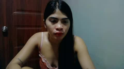 sofia online show from 06-17-26, 02:36