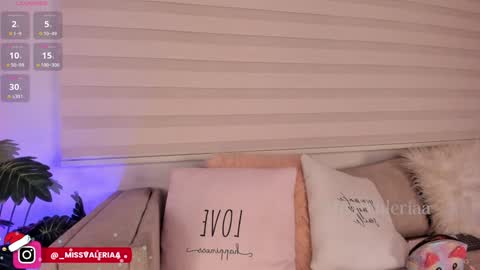 Snapshot of missvaleriaa chatting on 12-17-24, 11:05 Valeria Davila online show from 12-17-24, 11:05