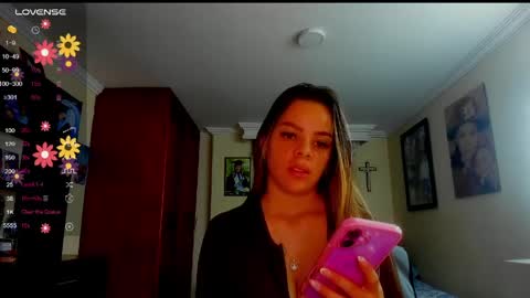 missvalery1 online show from 05-20-26, 11:00