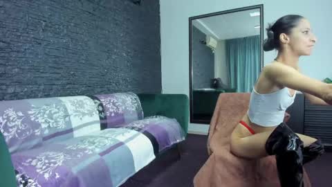 Luisa online show from 05-28-26, 07:33