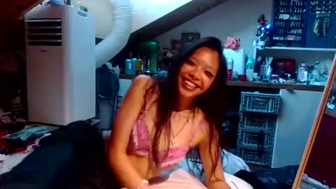 Miss Versatile online show from 05-27-26, 06:16