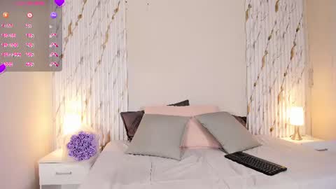 missvioleet online show from 07-24-26, 06:39