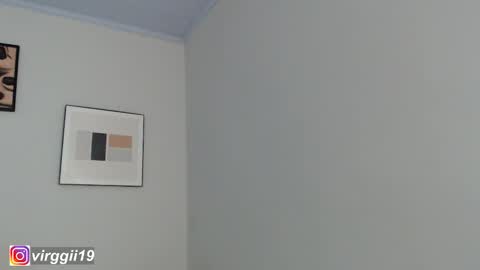 missvirggii online show from 11-28-25, 10:45