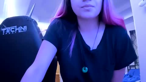 Snapshot of missxch3rry chatting on 03-24-26, 02:00 missxch3rry online show from 03-24-26, 02:00