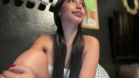 Snapshot of missxolga chatting on 12-15-24, 05:10 Divine Olga online show from 12-15-24, 05:10