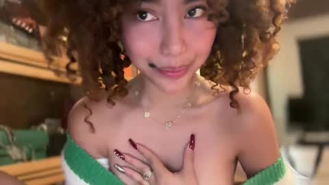 Divine Olga  online show from 06-08-26, 05:46