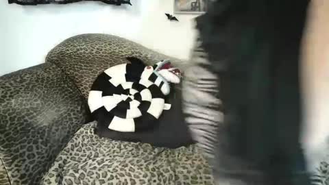 Missy Dee online show from 10-05-25, 04:44