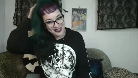 Missy Dee online show from 01-14-26, 08:42