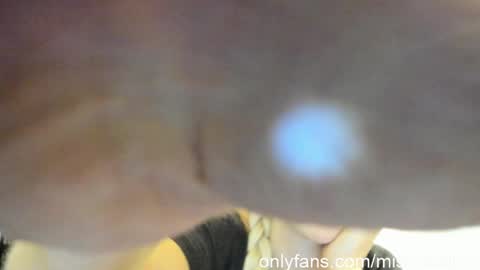 Snapshot of missy_matrix chatting on 09-11-25, 06:41 Missy matrix online show from 09-11-25, 06:41