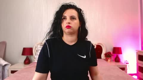 Skye online show from 04-09-26, 06:41