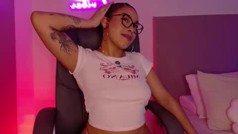 Missy Gainer online show from 11-01-25, 03:14