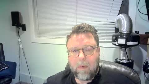 Snapshot of mister_happy567 chatting on 01-15-25, 02:06 Mr. Happy online show from 01-15-25, 02:06