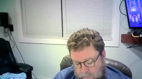 Snapshot of mister_happy567 chatting on 02-22-25, 07:23 Mr. Happy online show from 02-22-25, 07:23