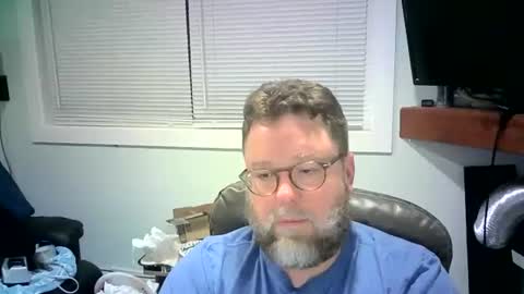 Snapshot of mister_happy567 chatting on 03-09-25, 06:06 Mr. Happy online show from 03-09-25, 06:06