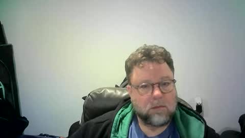 Snapshot of mister_happy567 chatting on 10-19-25, 06:03 Mr. Happy online show from 10-19-25, 06:03