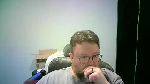 Snapshot of mister_happy567 chatting on 12-02-25, 07:14 Mr. Happy online show from 12-02-25, 07:14