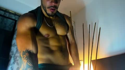 Snapshot of mister_latino27 chatting on 07-23-26, 05:27 Mster online show from 07-23-26, 05:27