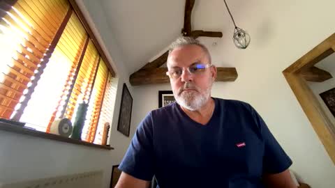 Misterblivs online show from 06-06-26, 11:48