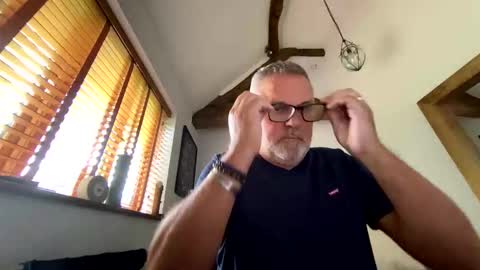 Misterblivs online show from 06-07-26, 01:59