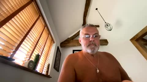 Misterblivs online show from 07-26-26, 08:10