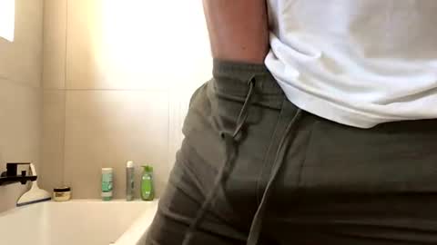 Snapshot of misterxy567 chatting on 07-03-26, 01:39 misterxy567 online show from 07-03-26, 01:39