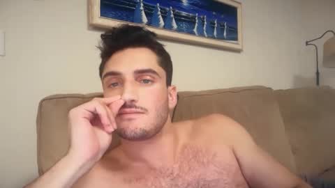Snapshot of mistozeta chatting on 10-27-25, 02:04 Zeta online show from 10-27-25, 02:04