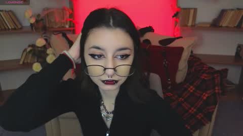 Marcelline online show from 10-18-25, 09:21