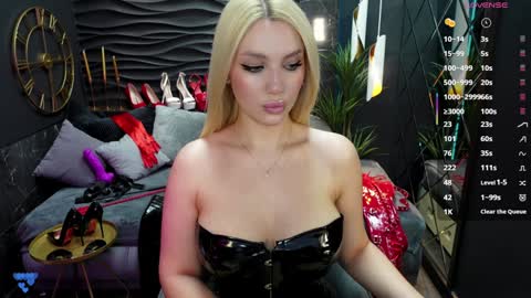 Darsy online show from 02-08-25, 01:54