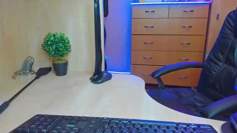 Mistress Kristi online show from 03-03-25, 09:15