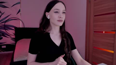 Snapshot of mistress_mialibra chatting on 02-02-25, 02:48 Mistress Mia online show from 02-02-25, 02:48