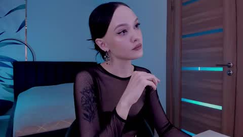 Snapshot of mistress_mialibra chatting on 09-14-25, 09:36 Mistress Mia online show from 09-14-25, 09:36