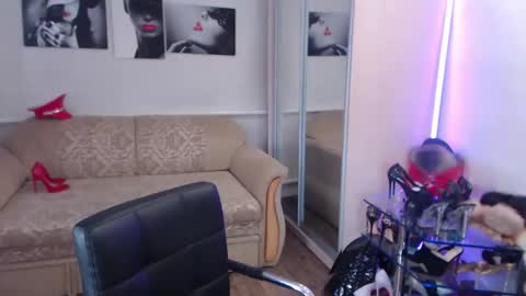 mistress_milfa online show from 02-15-26, 08:57