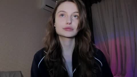 Snapshot of mistresselizy chatting on 02-11-25, 08:10 mistresselizy online show from 02-11-25, 08:10